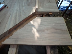 �_�Е��t�E�{�s��@�ޏ򎛗l�������C�H��