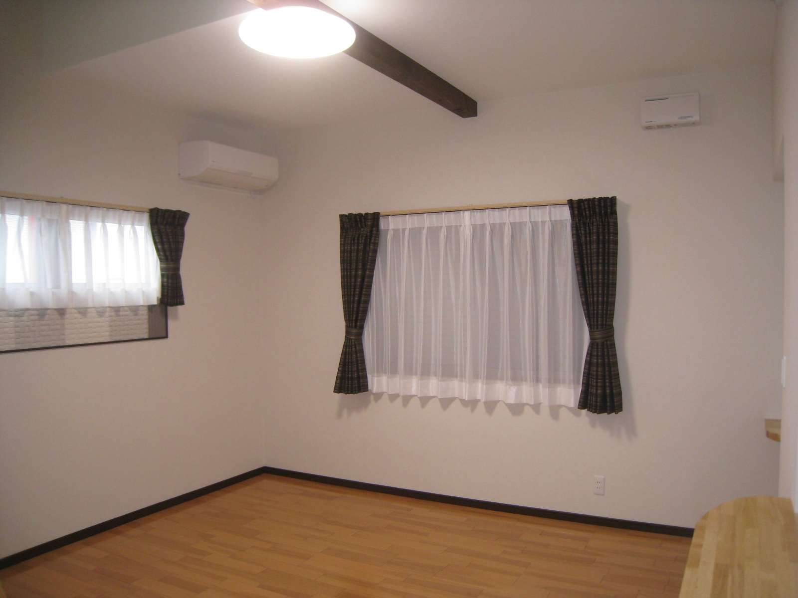 �V�z�@�����Z��@�{�H��@�Q��