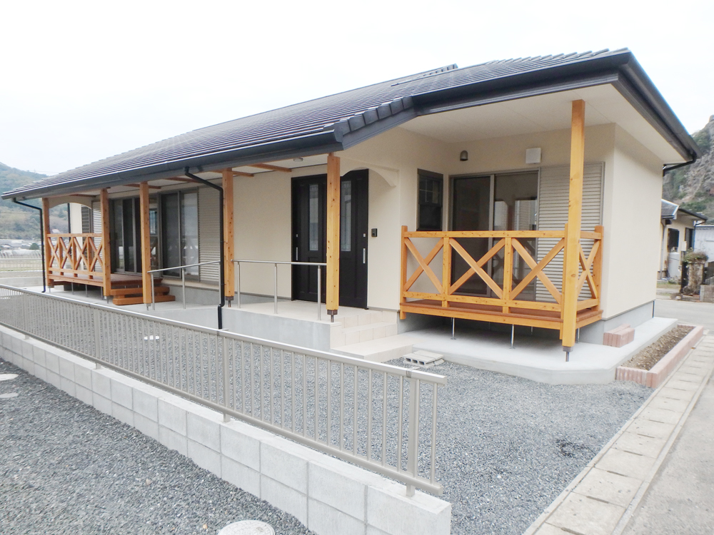 �{�H���� �e�����ɃE�b�h�f�b�L�̂����