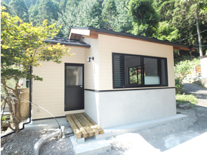 �V�z�@�����Z��@�{�H��@�e�����ɃE�b�h�f�b�L�̂����