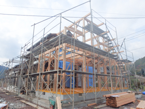 ���t�H�[���{�H����@�Ɖg�H���@�Ɖ������̂܂܈ړ������z������